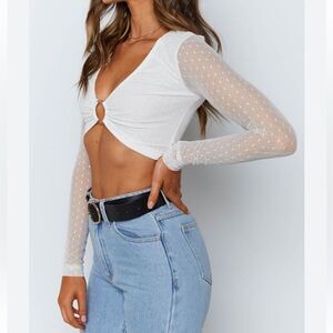Beginning Boutique sheer white cream lace long sleeve crop top circle ring sz 6‎